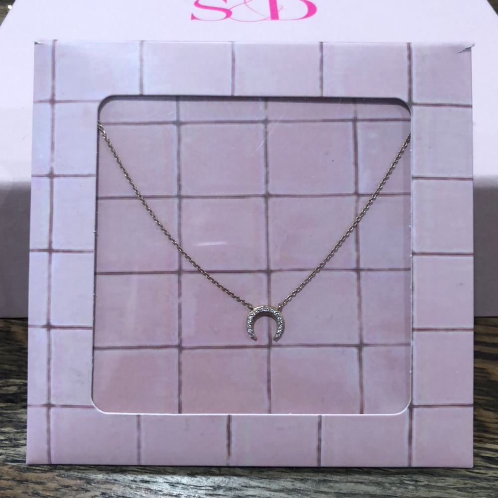 NIB Stella and Dot Pave Horn Necklace Gold